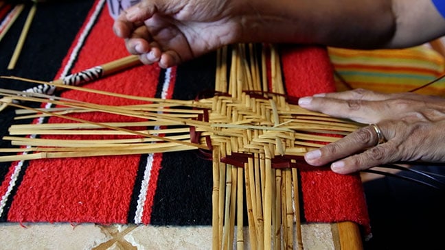 Chahta Tvpushik Tvna (Choctaw Basket Weaving)