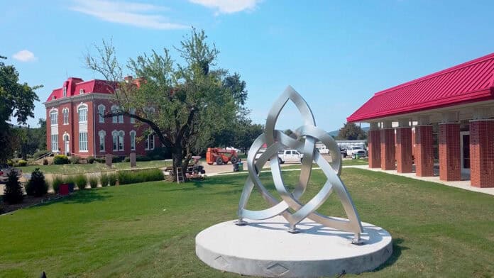 Chief Batton unveils Eternal Heart sculpture