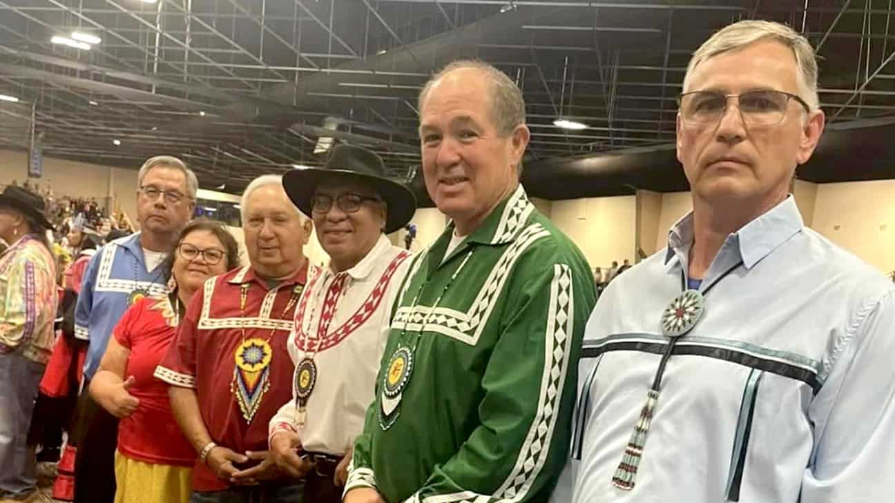 The Choctaw Nation Tribal council poses for a photo.